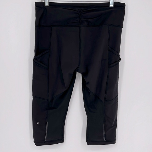 Lululemon Outrun 17” Crop Ruched Back Leggings Black Luxtreme Size 12 - Picture 6 of 11